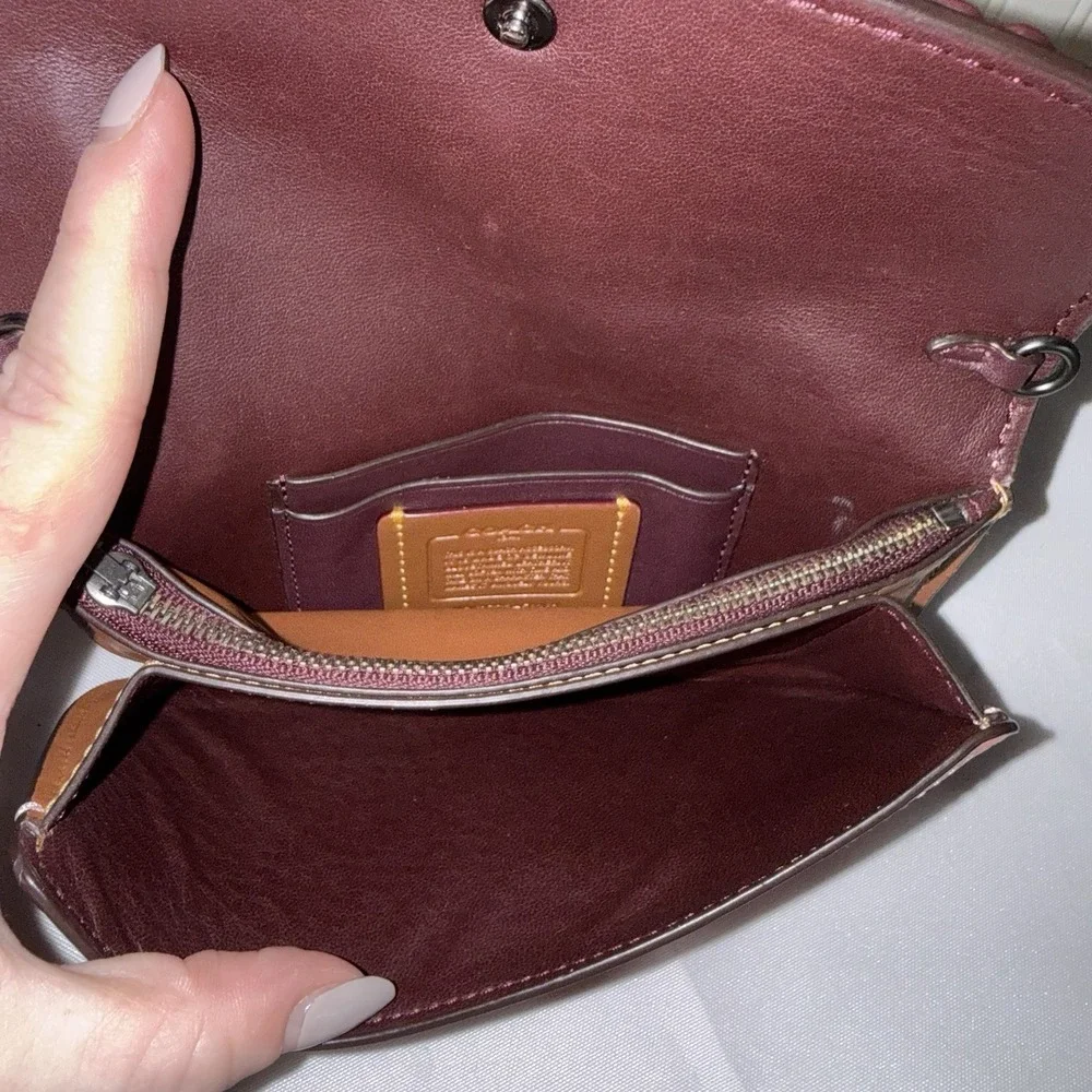 COACH 1941 Tea Rose Pink Leather 3D Floral Appliqué Wristlet Clutch Bag Purse